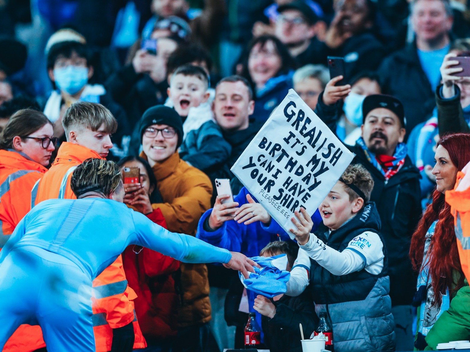 稳健且多功 稳健且多功